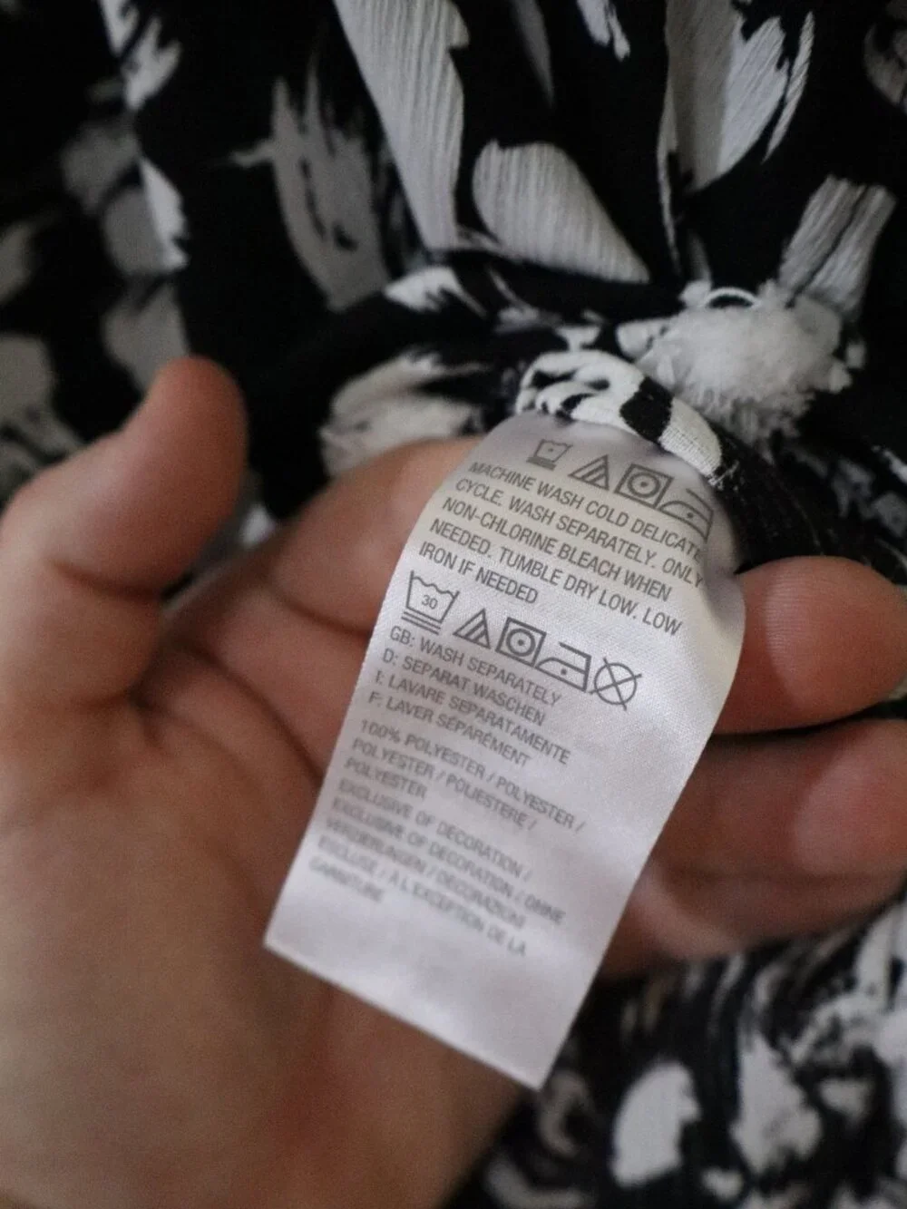 Black and White Floral Swimsuit Cover Up with Tassels, Susan Graver size M - Picture 6 of 7